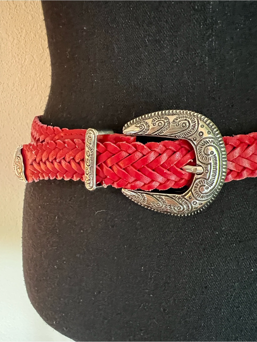 Milor Women’s Vintage Red Weave Leather Adjustable Belt Silver Western Buckle Sm - Picture 13 of 15